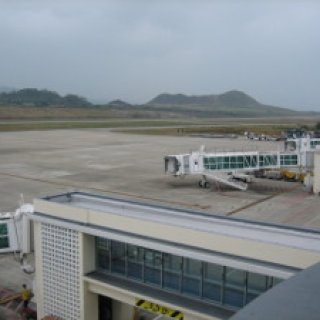 沖縄本島　那覇空港